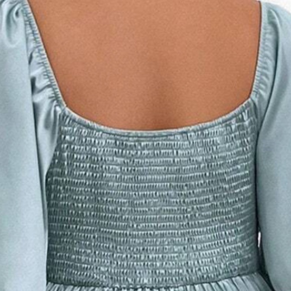 Plus Mint Green Pleated Butterfly Short Sleeve Dress - Picture 3 of 4